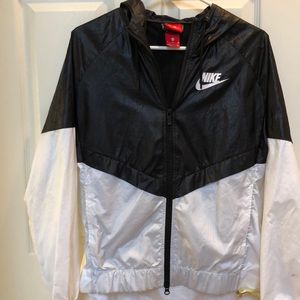 Nike windbreaker
